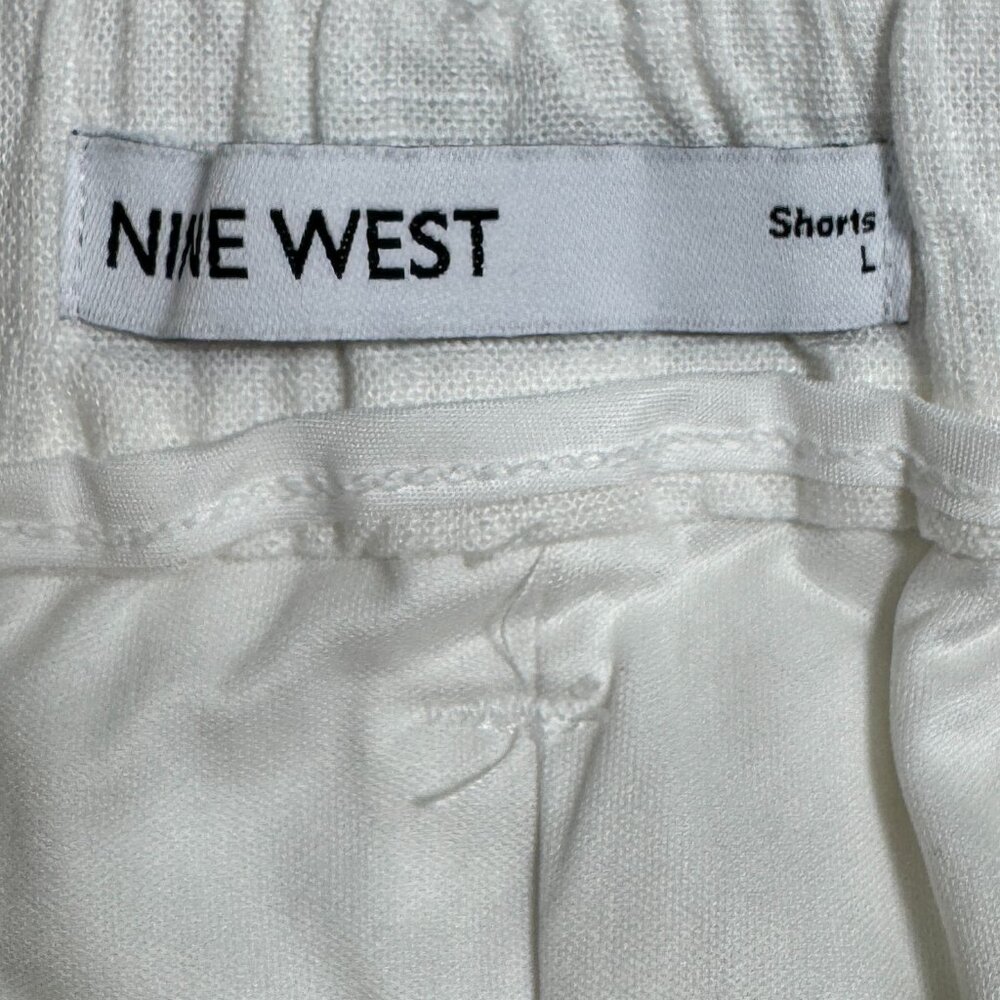 Nine West Linen and Viscose Blend Lined White Trouser Shorts Sz L Flat Front - Picture 4 of 8